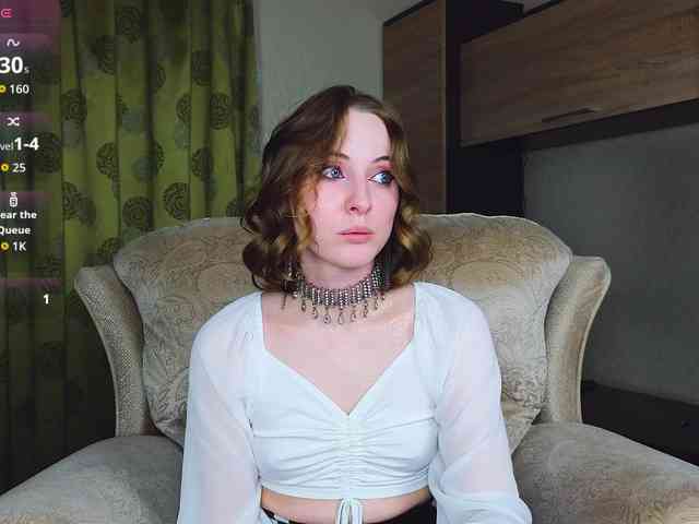 Adelina-Cowell webcam