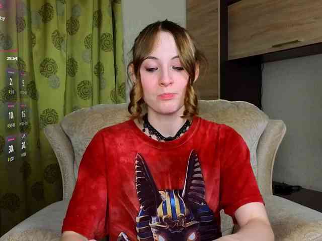 Adelina-Cowell webcam