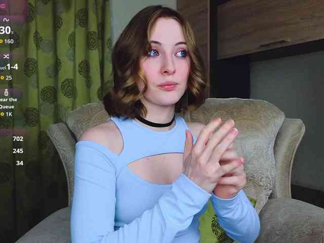 Adelina-Cowell webcam
