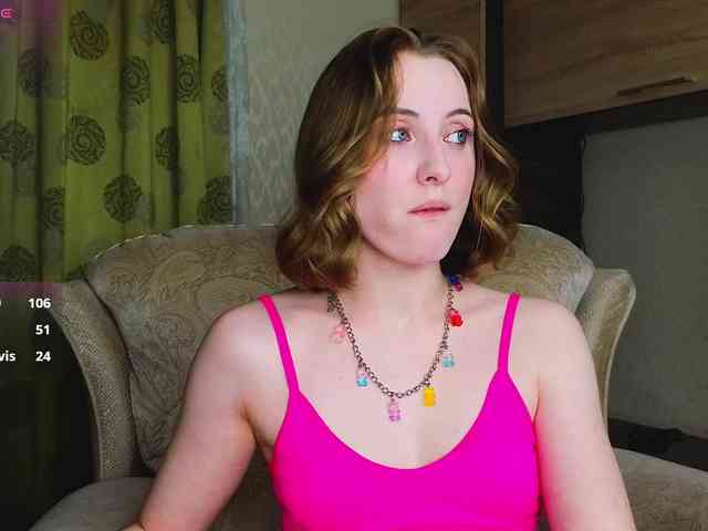 Adelina-Cowell webcam