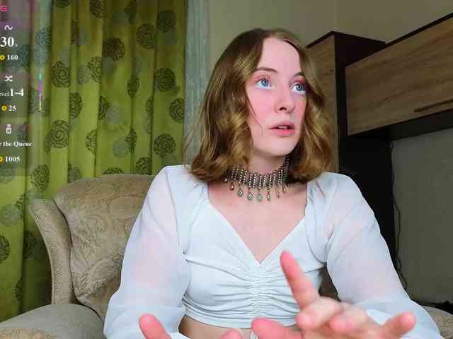 Adelina-Cowell webcam