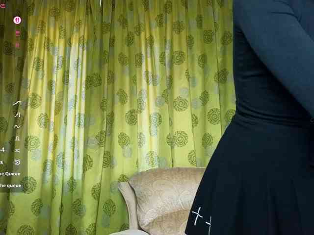 Adelina-Cowell webcam