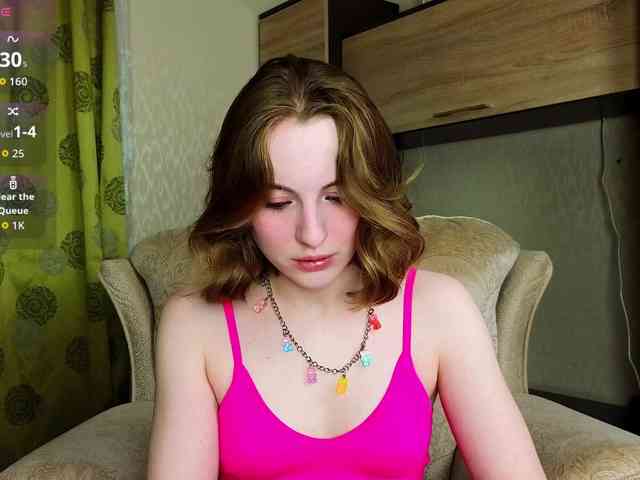 Adelina-Cowell webcam