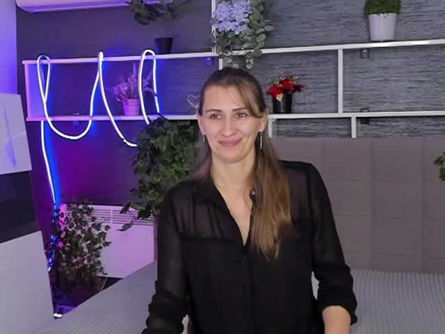 ChristyBrooks live webcam show