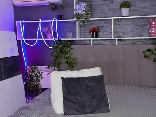 ChristyBrooks live cam on BongaCams