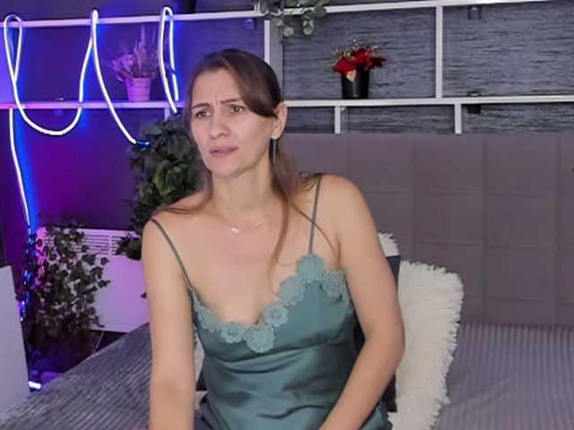 ChristyBrooks live webcam show
