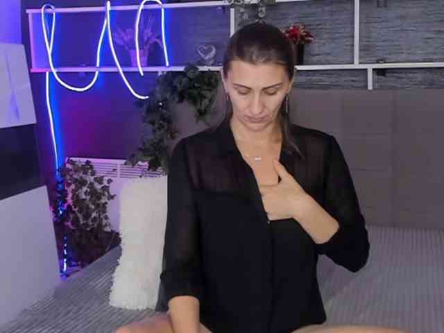 ChristyBrooks webcam