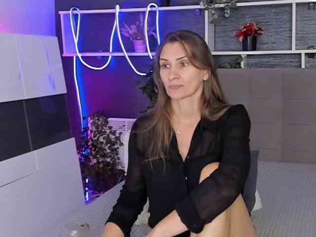 ChristyBrooks webcam
