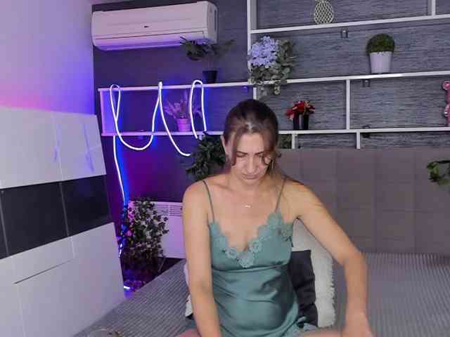 ChristyBrooks webcam