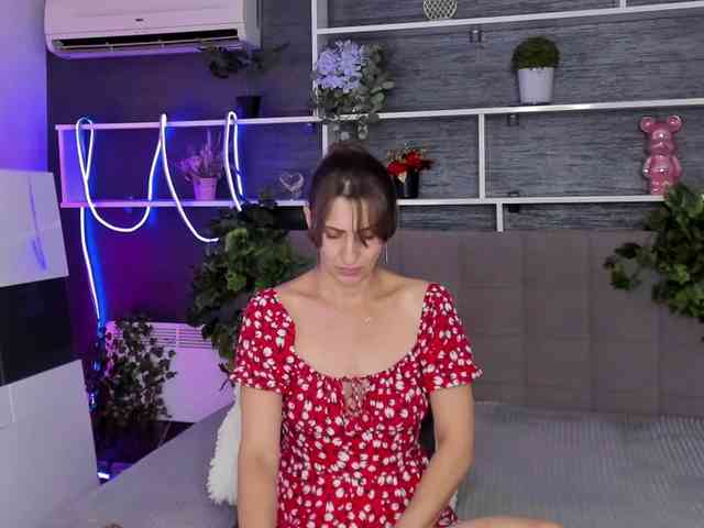 ChristyBrooks webcam