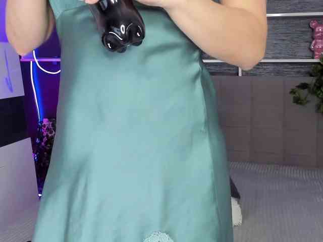 ChristyBrooks webcam