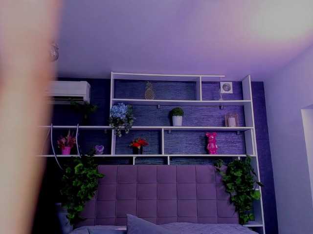 SabrinaSharm live cam on BongaCams