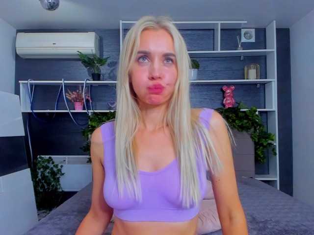 SabrinaSharm live cam preview