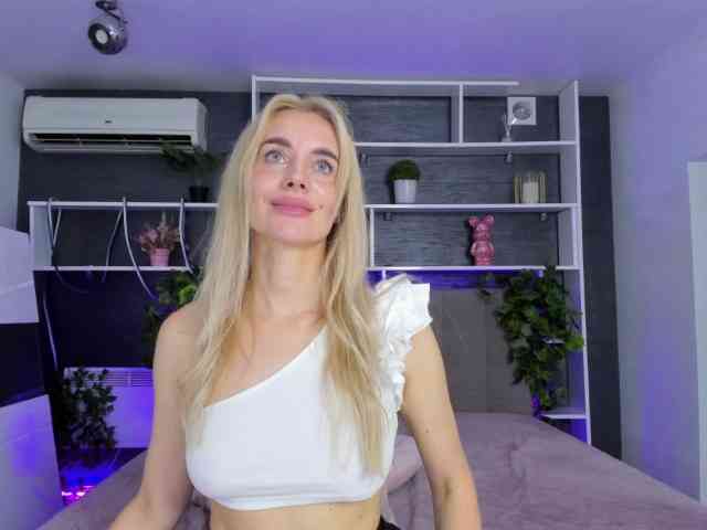 SabrinaSharm SabrinaSharm