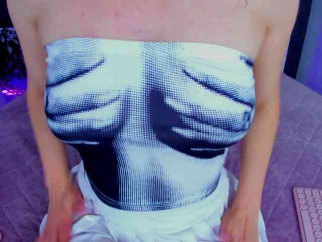SabrinaSharm webcam