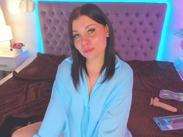 AmandaHope — live female cam
