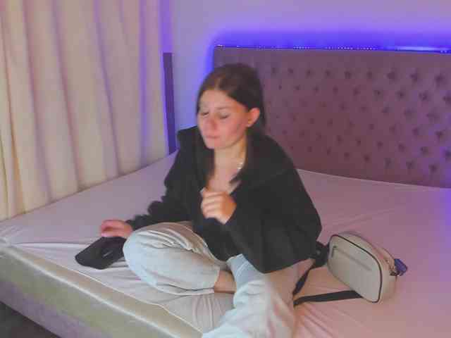AmandaHope webcam