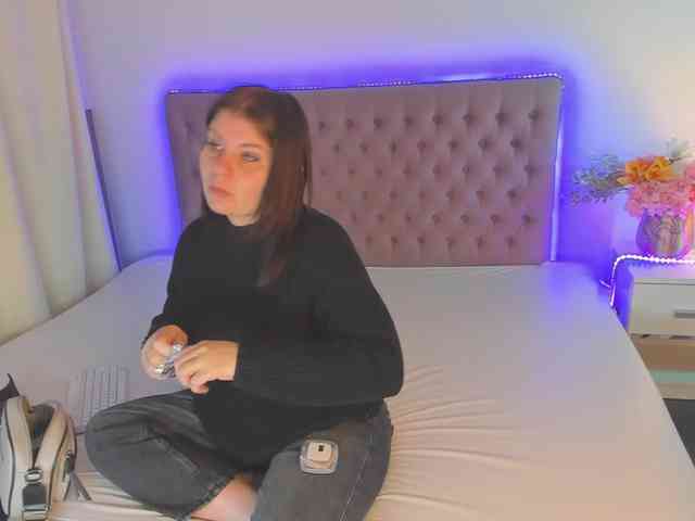 AmandaHope webcam