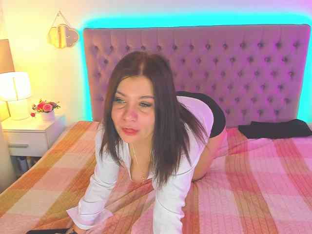 AmandaHope webcam