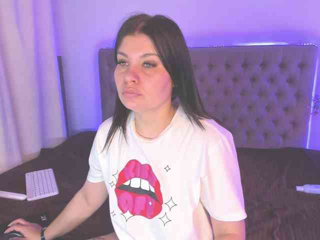 AmandaHope webcam
