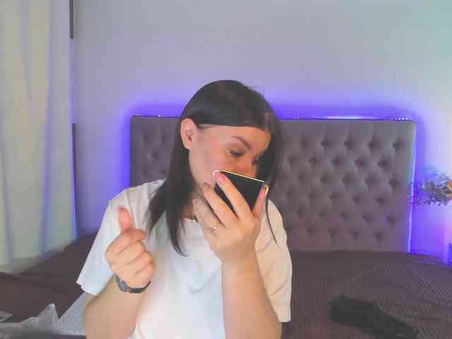 AmandaHope webcam