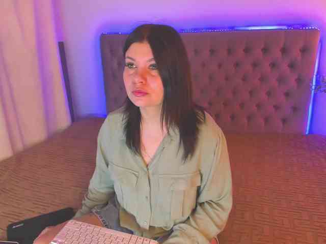 AmandaHope webcam