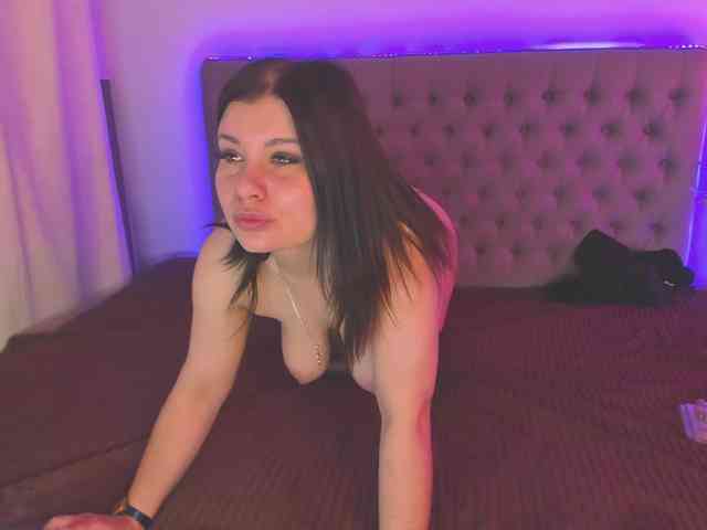 AmandaHope webcam