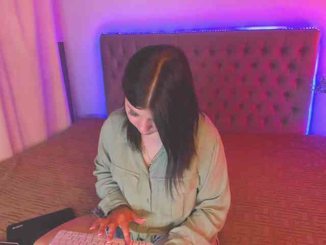 AmandaHope webcam