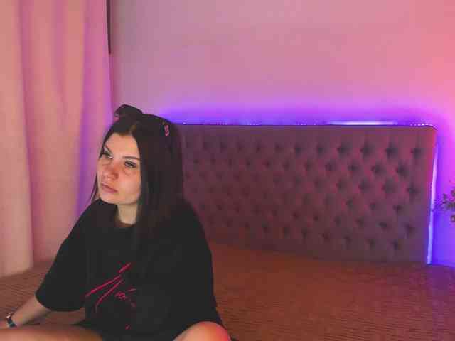 AmandaHope webcam