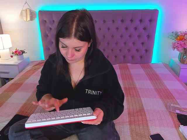 AmandaHope webcam