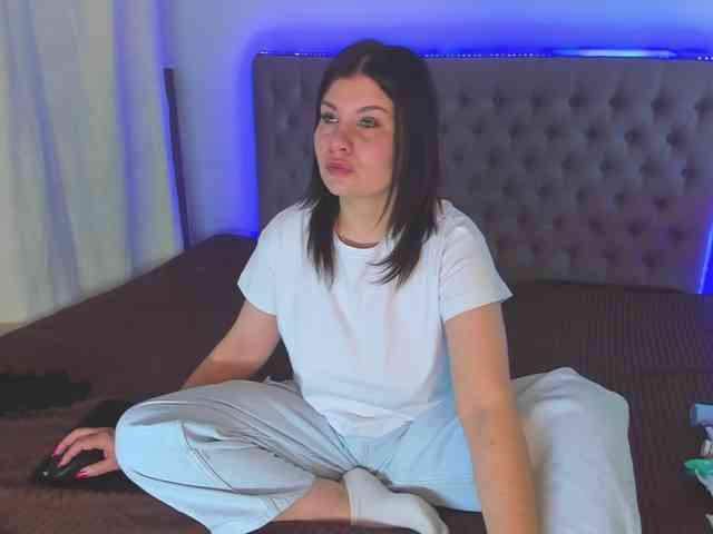 AmandaHope webcam