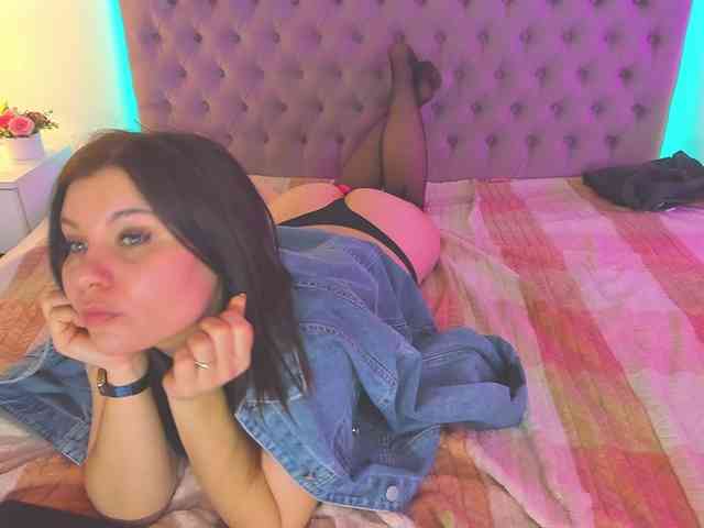 AmandaHope webcam