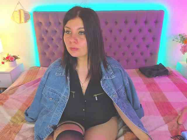 AmandaHope webcam
