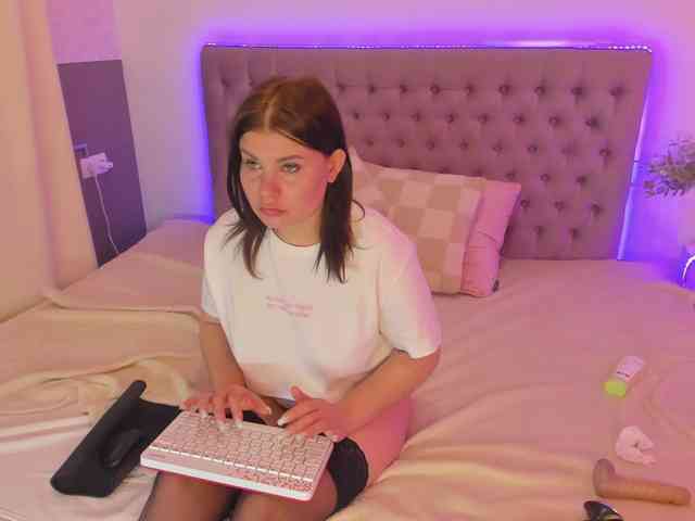 AmandaHope webcam