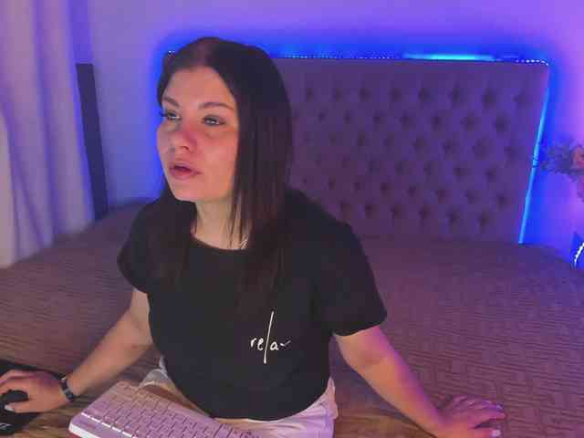 AmandaHope webcam