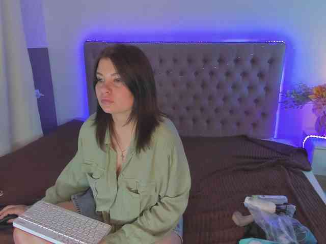 AmandaHope webcam