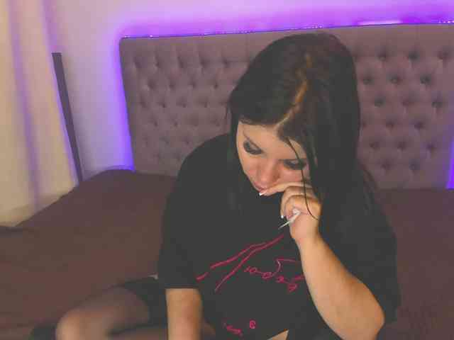 AmandaHope webcam
