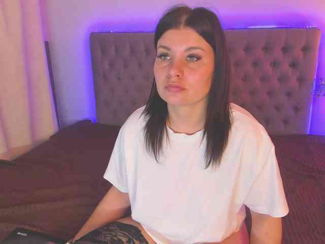 AmandaHope webcam