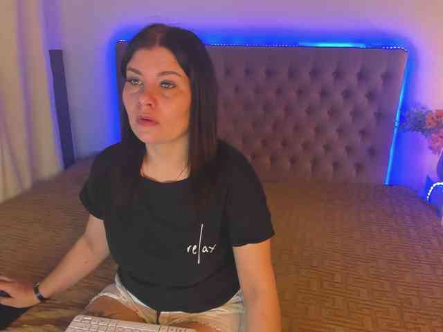 AmandaHope webcam