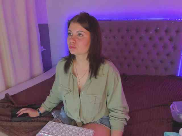 AmandaHope webcam