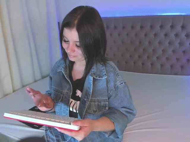AmandaHope webcam