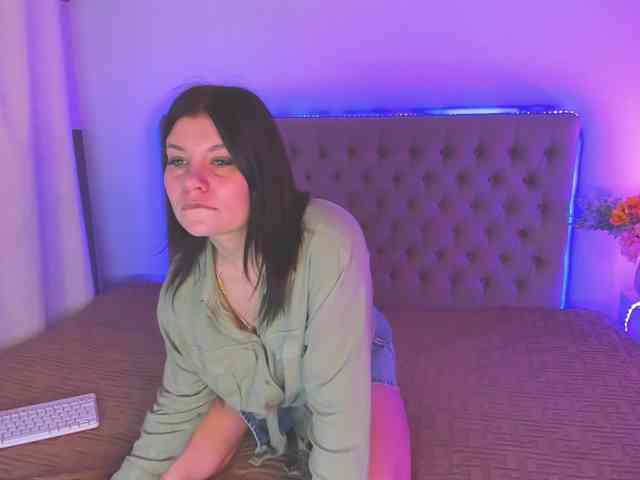 AmandaHope webcam