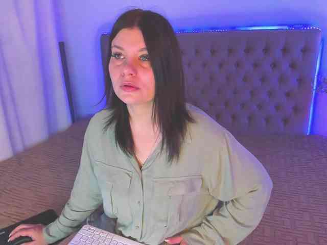 AmandaHope webcam