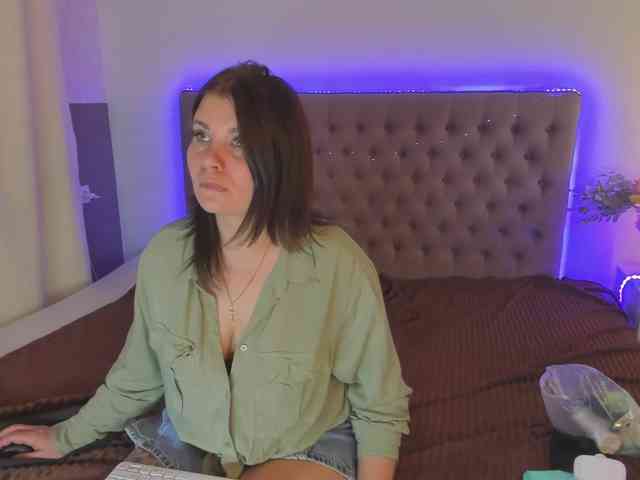 AmandaHope webcam