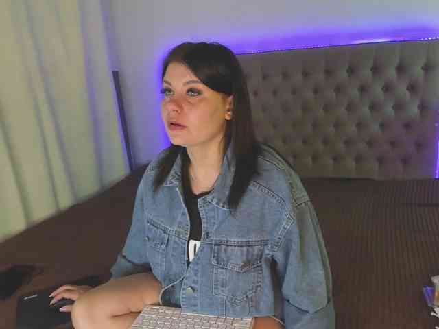 AmandaHope webcam