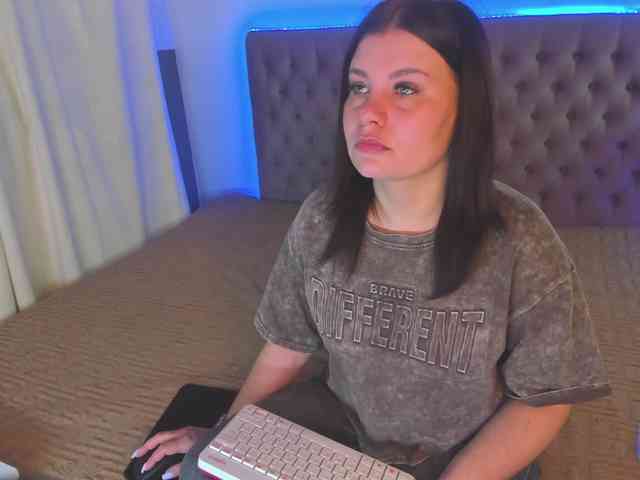AmandaHope webcam
