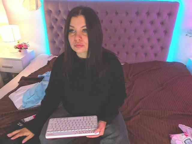 AmandaHope webcam