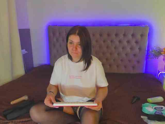 AmandaHope webcam