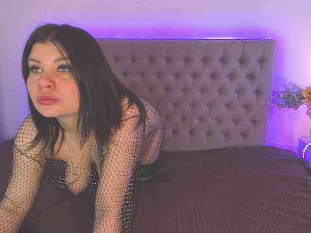 AmandaHope webcam