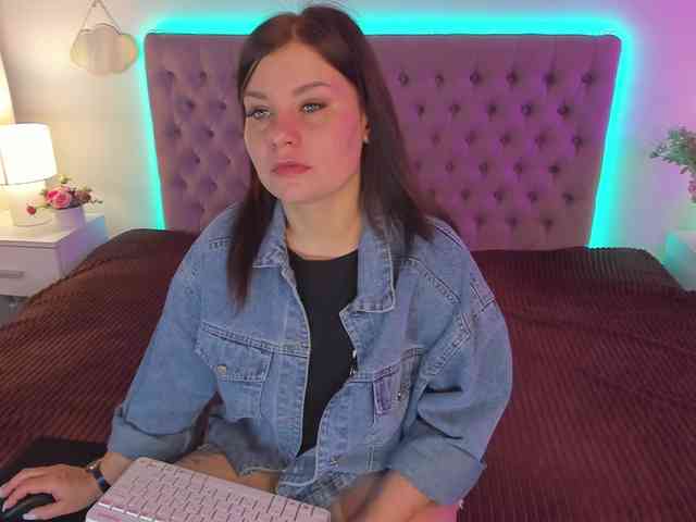 AmandaHope webcam